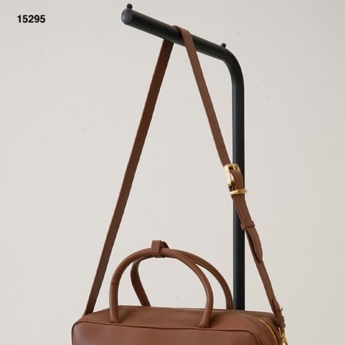 MIUMIU 미우미우 나파 가죽 탑 핸들 백