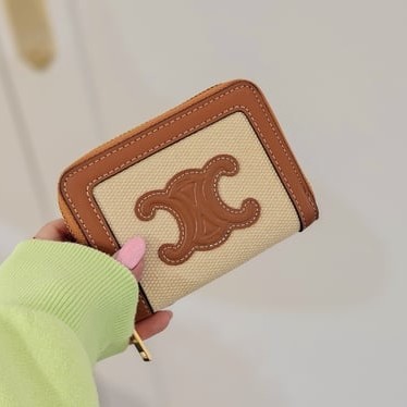 CELINE 셀린느 퀴르 트리옹프 컴팩트 지퍼 지갑