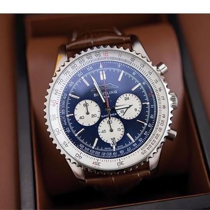 BREITLING 브라이틀링 내비타이머 B01 크로노그래프