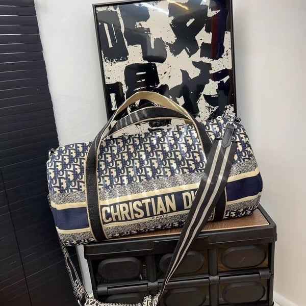 DIOR 디올 자수 프린트 여행구