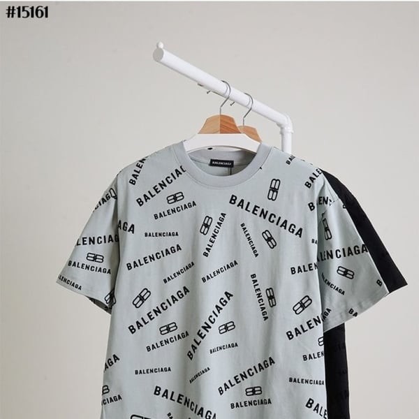 BALENCIAGA 발렌시아가 레터링 로고 패턴 코튼 저지 티셔츠