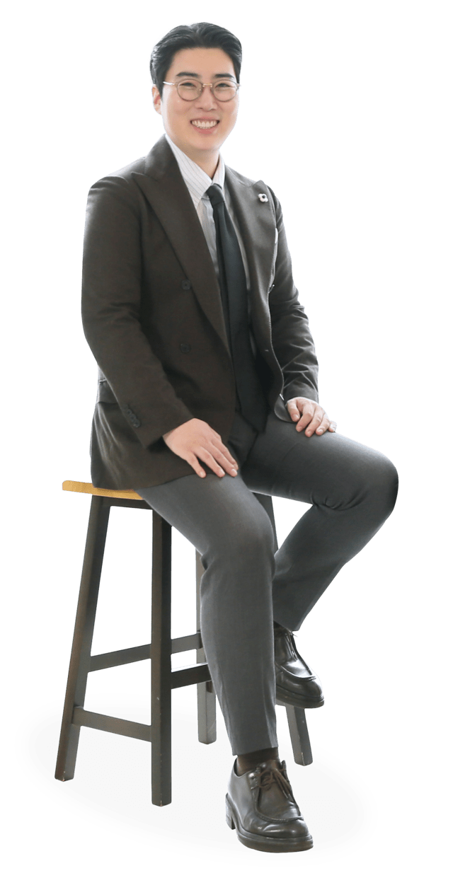 거들짝 CEO<br><span style="font-size: 20px; font-weight: 500;">야고보</span>