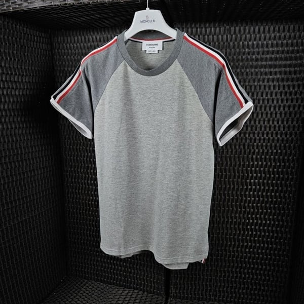 THOM BROWNE 톰브라운 라인포인트 티셔츠