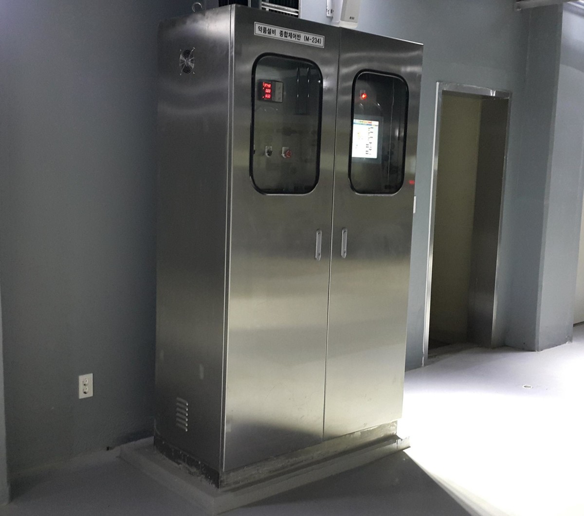 Equipment: Control Panel for Liquid Chemical Feeder : Dongbang Corporation