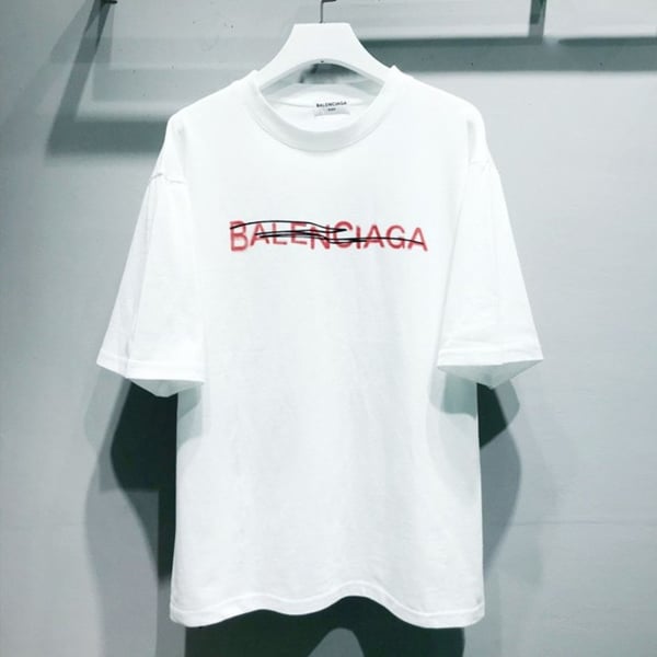 BALENCIAGA 발렌시아가 레드페인팅 빈티지 폰트 반팔티