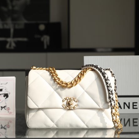 CHANEL 샤넬 19 라지플랩 백