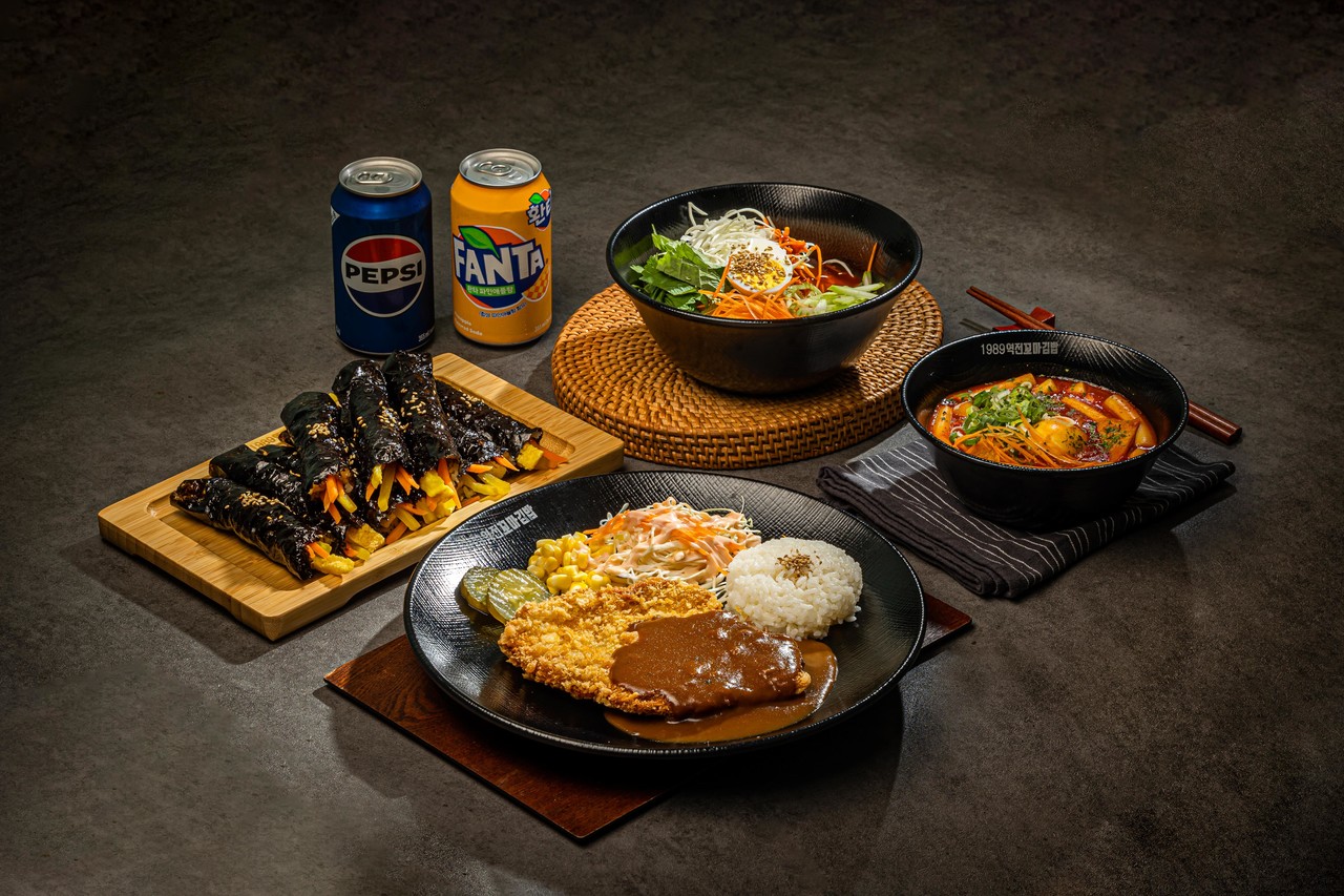 B세트(역전꼬마김밥(5줄)+역전국물떡볶이+역전등심돈까스+역전쫄면+음료2)