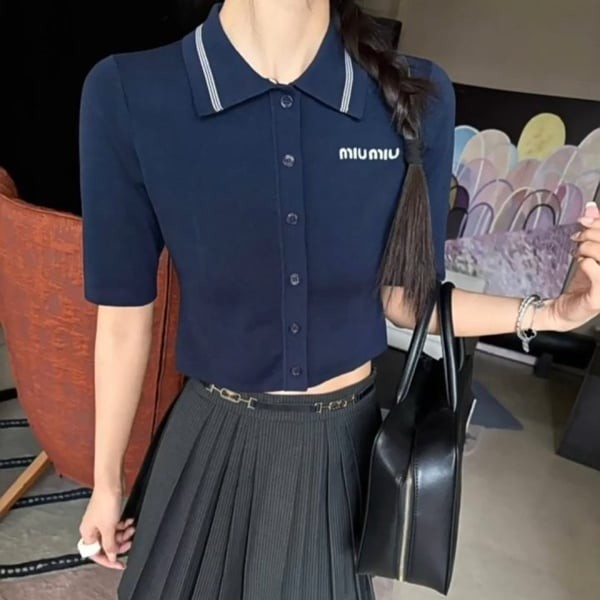 MIUMIU 미우미우 크롭 카라 반팔니트