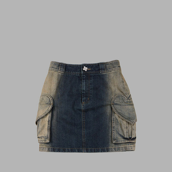 【THE MUSEUM VISITOR】 HEART POCKET WASHED DENIM SKIRT HEART POCKET WASHED DENIM SKIRT : THE MUSEUM VISITOR