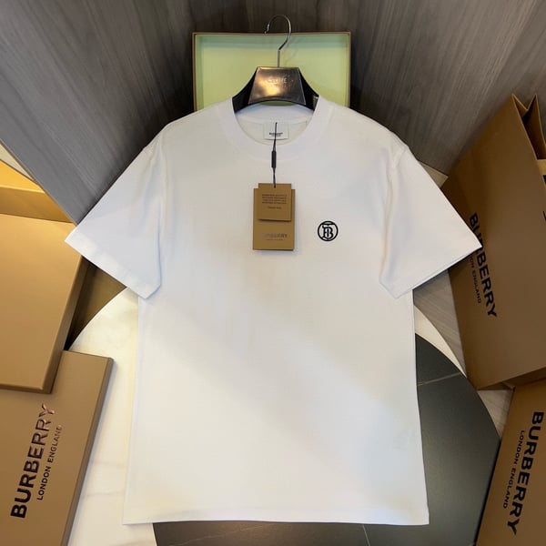 BURBERRY 버버리 그래픽 로고 반팔 티셔츠