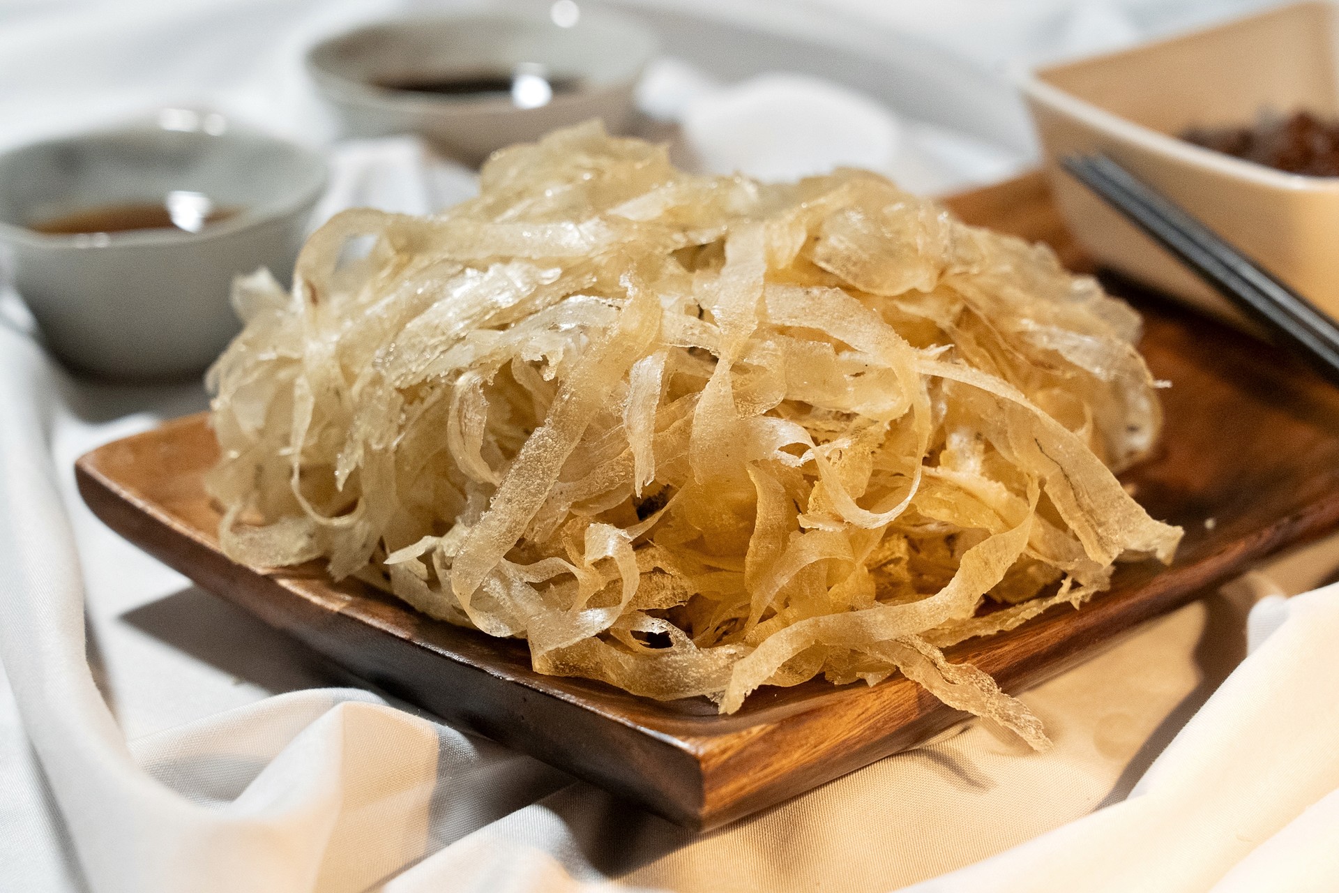 <b> 위 사진의 명엽채 1호의 중량은 150g입니다. </b>