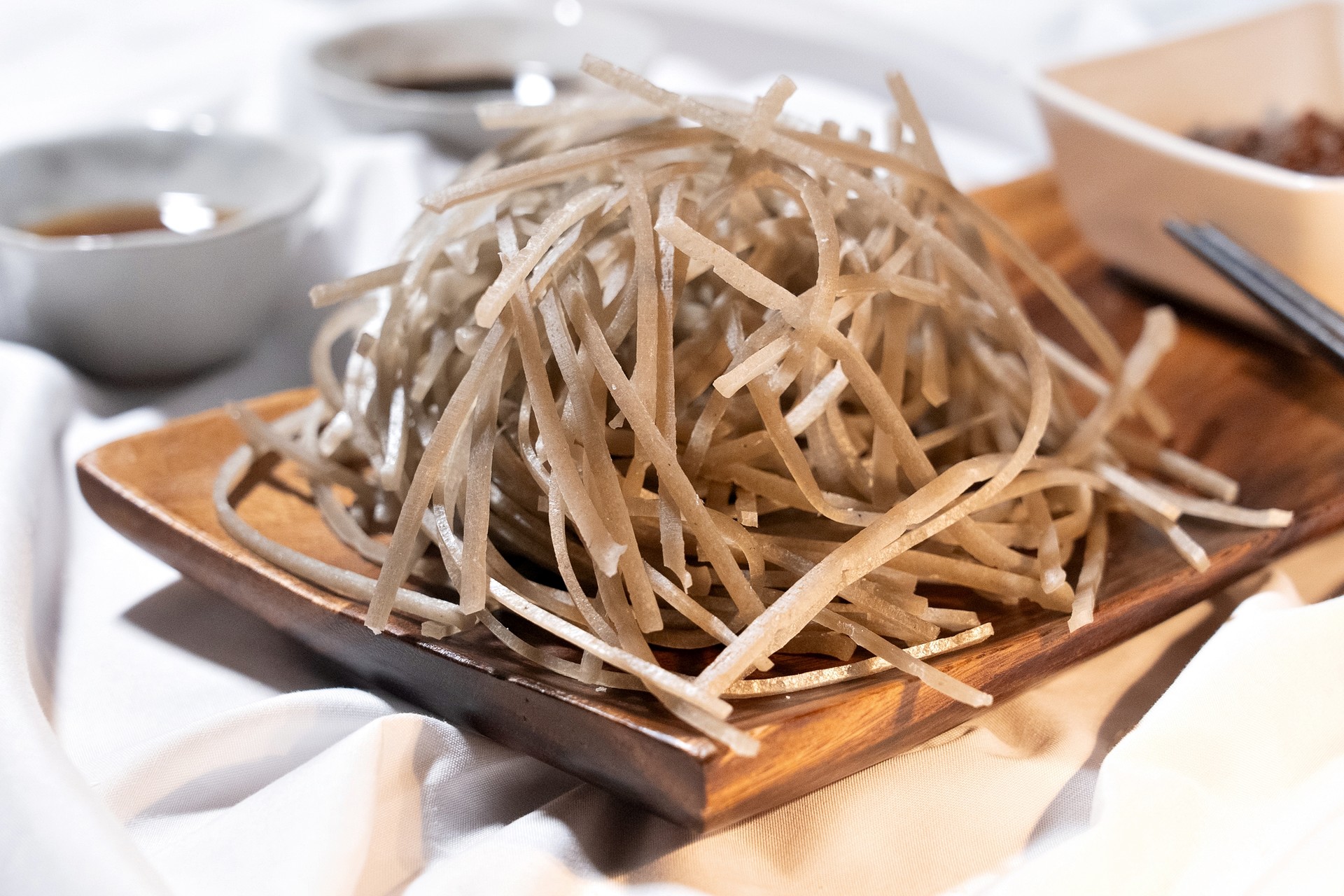 <b> 위 사진의 건어채의 중량은 150g입니다. </b>