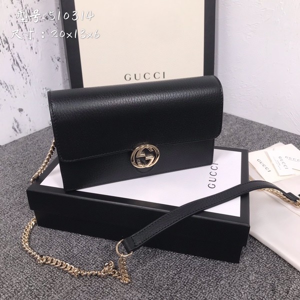 GUCCI 구찌 인터로킹 스트랩 월렛