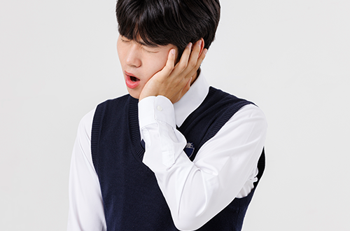 <strong>관절 잡음</strong>