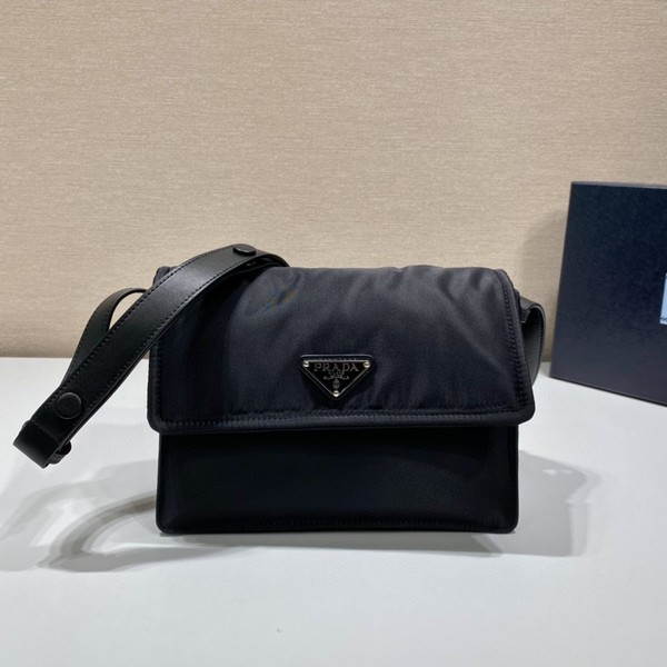 PRADA 프라다 스몰 패딩 리나일론 숄더백