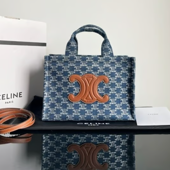 CELINE 셀린느 데님 퀴르 스몰 카바스백