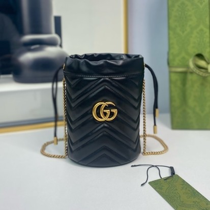 GUCCI 구찌 GG 마몽 미니 버킷백
