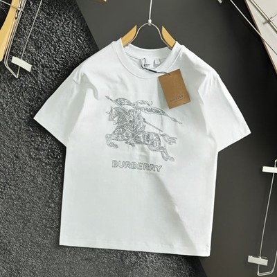 BURBERRY 버버리 나이트 입체 자수 라운드 넥 반팔 티셔츠