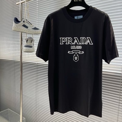 PRADA 프라다 니들 우븐 스티치 로고 자수 티셔츠