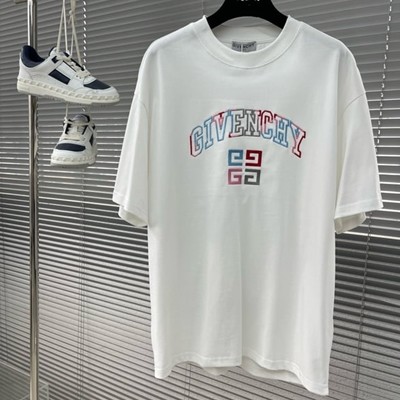 GIVENCHY 지방시 레인보우레터 로고 티셔츠