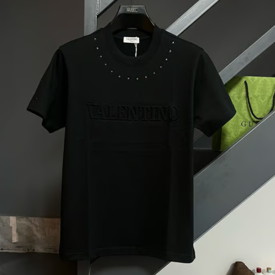 VALENTINO 발렌티노 최신 가죽 라벨 로고 폼 라운드 넥 반팔 티셔츠