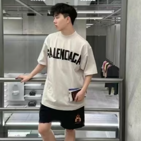 BALENCIAGA 발렌시아가 리얼 테이프 로고 워싱 티셔츠