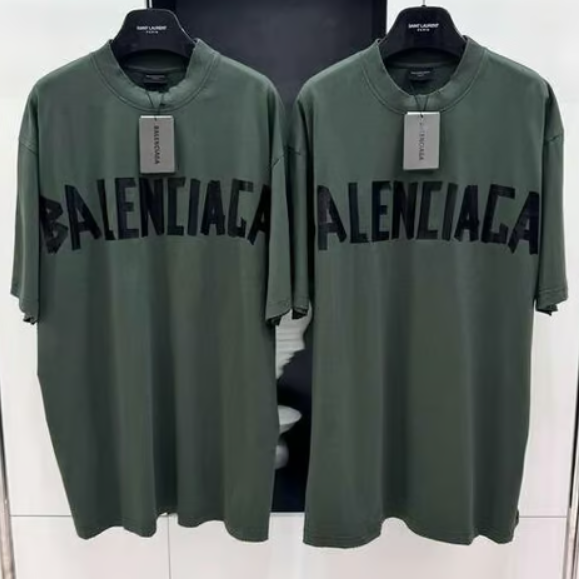 BALENCIAGA 발렌시아가 리얼 테이프 로고 워싱 티셔츠
