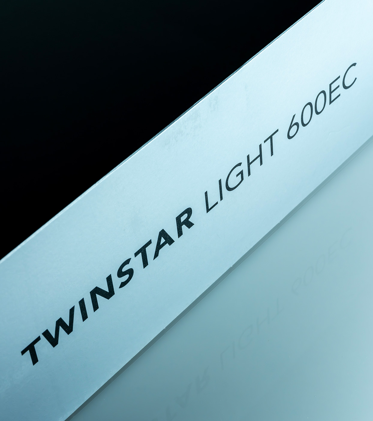 Twinstar Light Package Photo