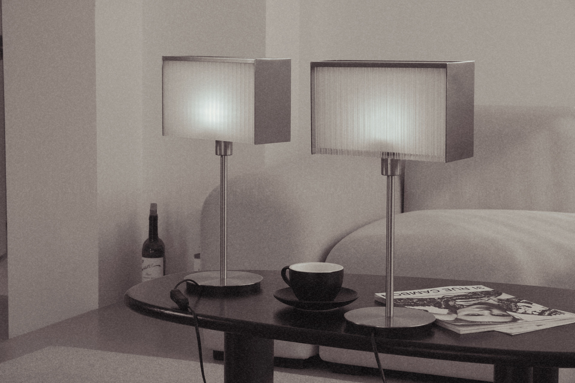 pico/peco table lamp