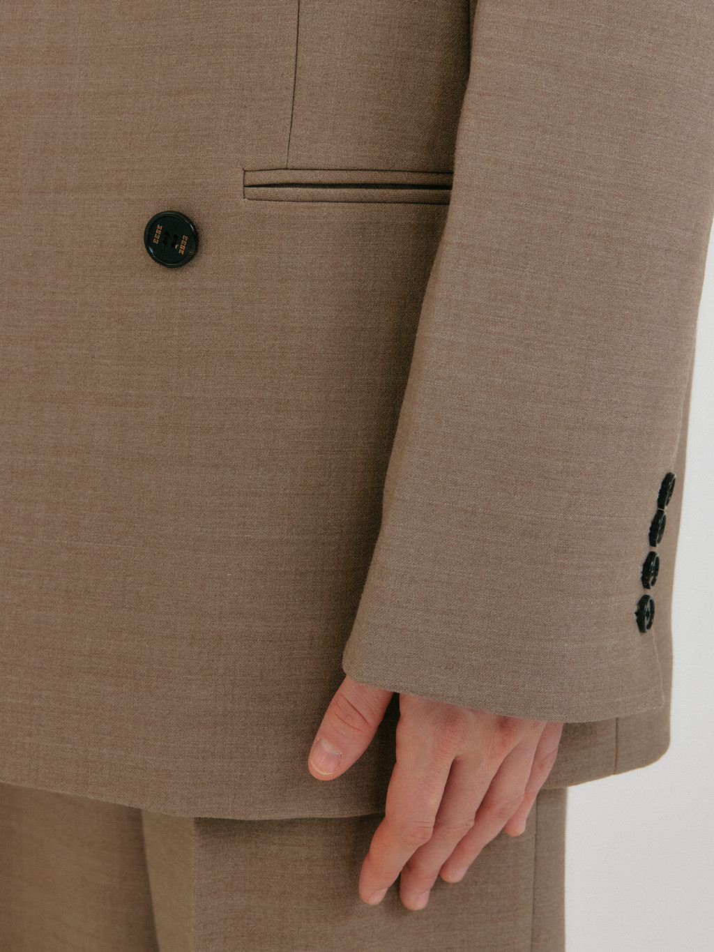 ZELL Single-Breasted Blazer - Beige : EENK SHOP