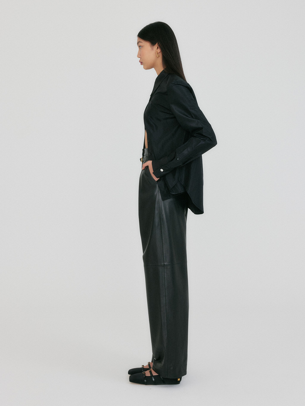 [EENK]ZIRINA Oversized Shirt - Black★日本未入荷 ZIRINA Oversized Shirt - Black : EENK SHOP