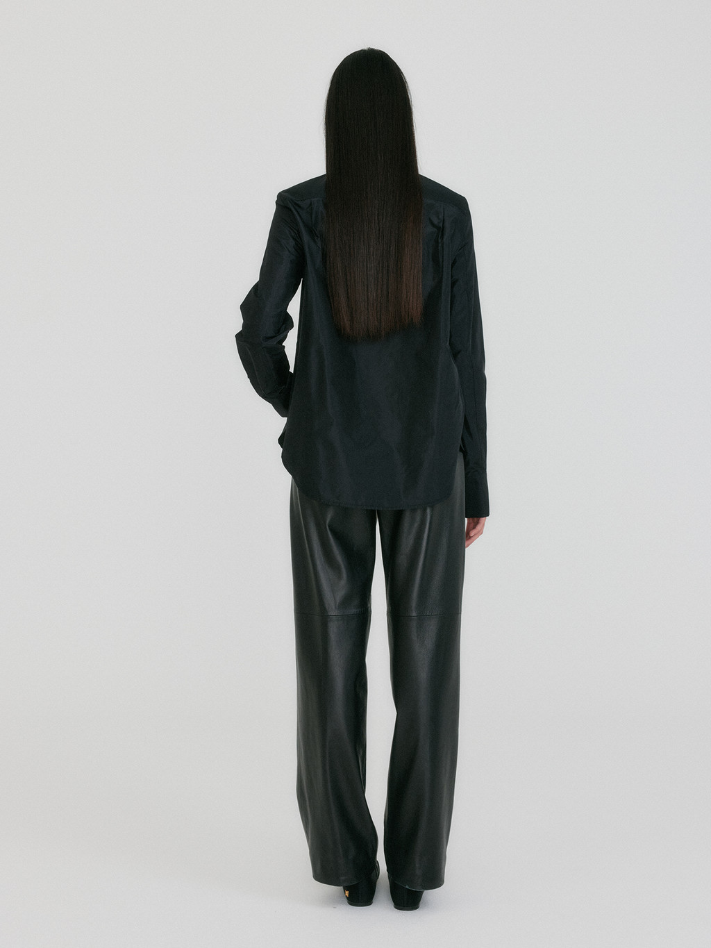 ZIRINA Oversized Shirt - Black : EENK SHOP