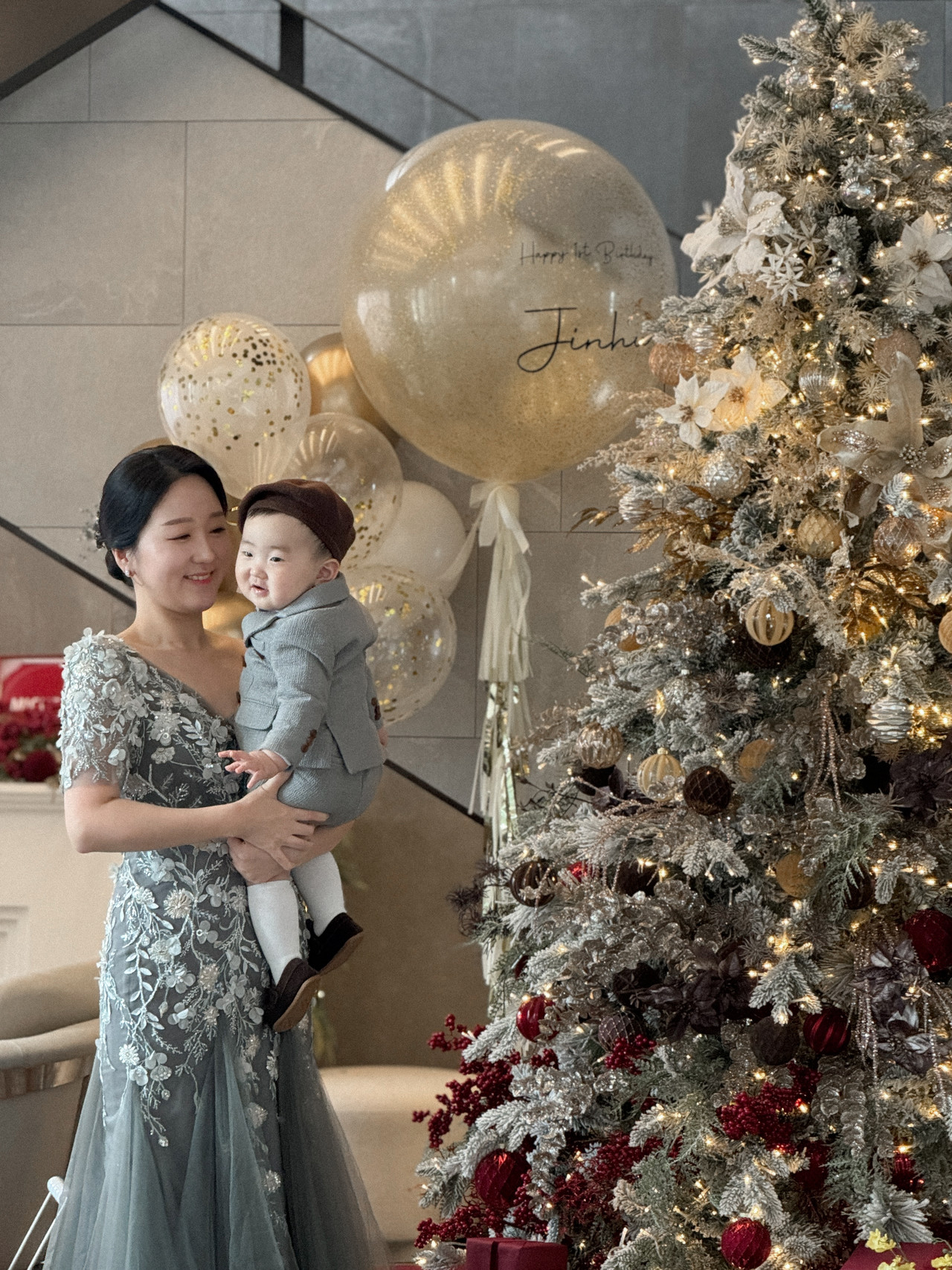 <p style="text-align:left; font-size:16px; margin-top:26px;">BanyanTree 반얀트리<br><span style="color:#666;">Festa by Mingoo 페스타바이민구</span></p>
