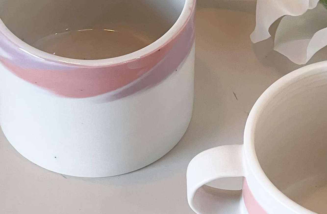 <span style="font-family: GowunBatang-Regular;">Contact</span><p style="margin-top:5px; "><span style=" font-size:14px; color:rgb(255, 255, 255, 0.7);">View More</span></p>