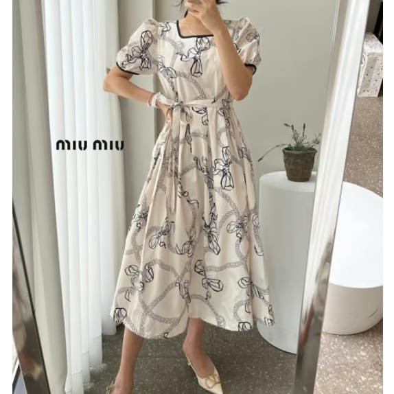 MIUMIU 미우미우 리본체인OPS