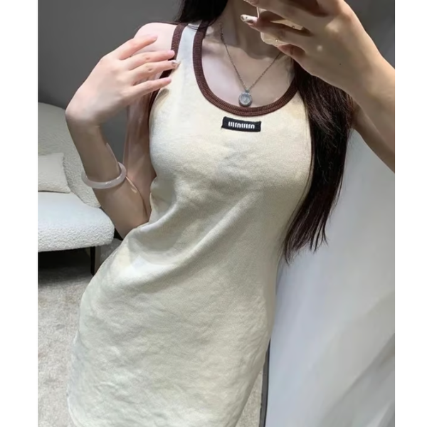 MIUMIU 미우미우 24 로고 패치 나시 원피스