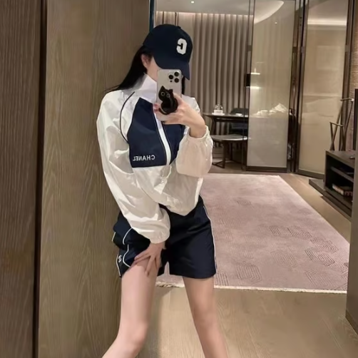 CHANEL 샤넬 바람막이반바지셋트