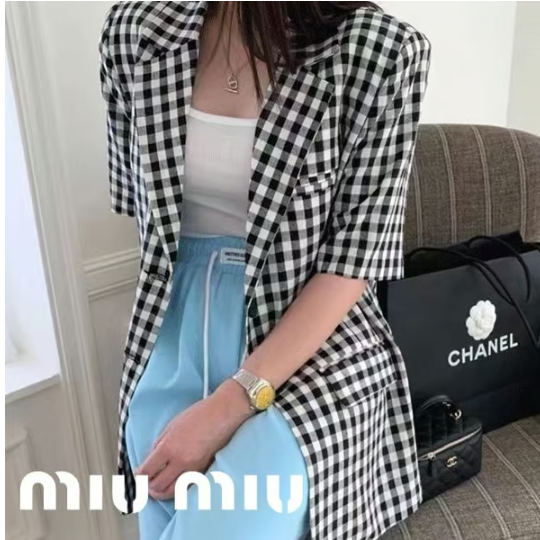 MIUMIU 미우미우 티지체크뒷트임자켓