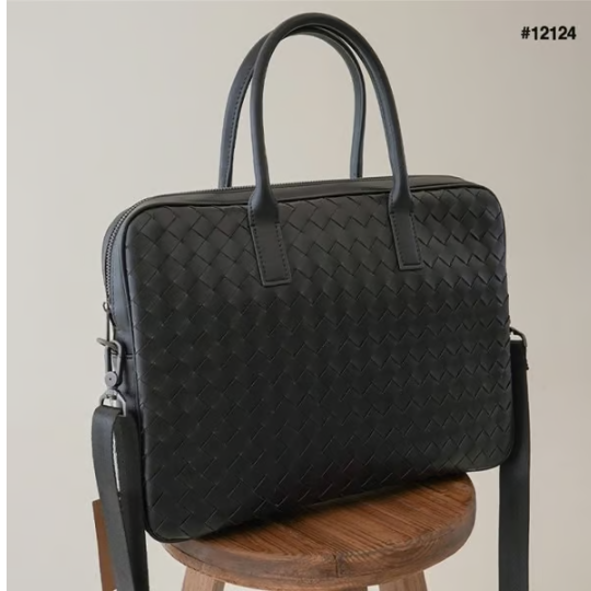 BOTTEGA VENETA 보테가베네타 인트레치아토 앞지퍼 스트랩 서류가방