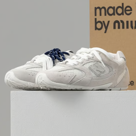 MIUMIU X New Balanc 미우미우 X 뉴발란스 530 스웨이드 메쉬 스니커즈