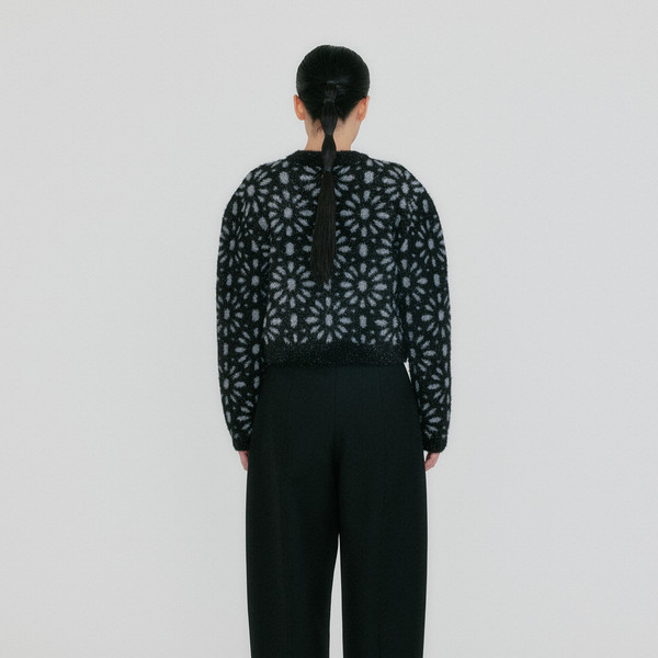 ZOTA Flower Jacquard Knit Cardigan - Black : EENK SHOP