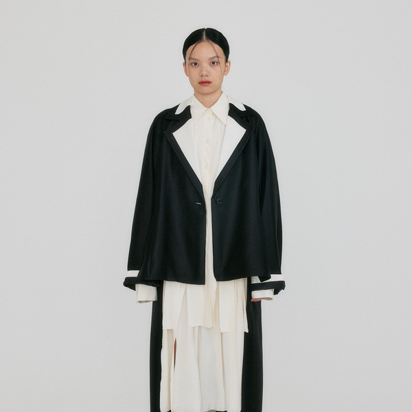ZENIA Unbalanced Long Coat - Black : EENK SHOP