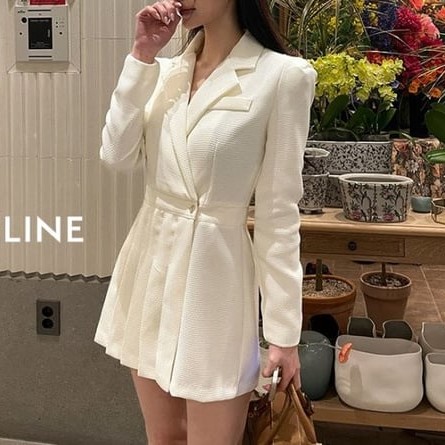 CELINE 셀린느 플리츠미니점프슈트