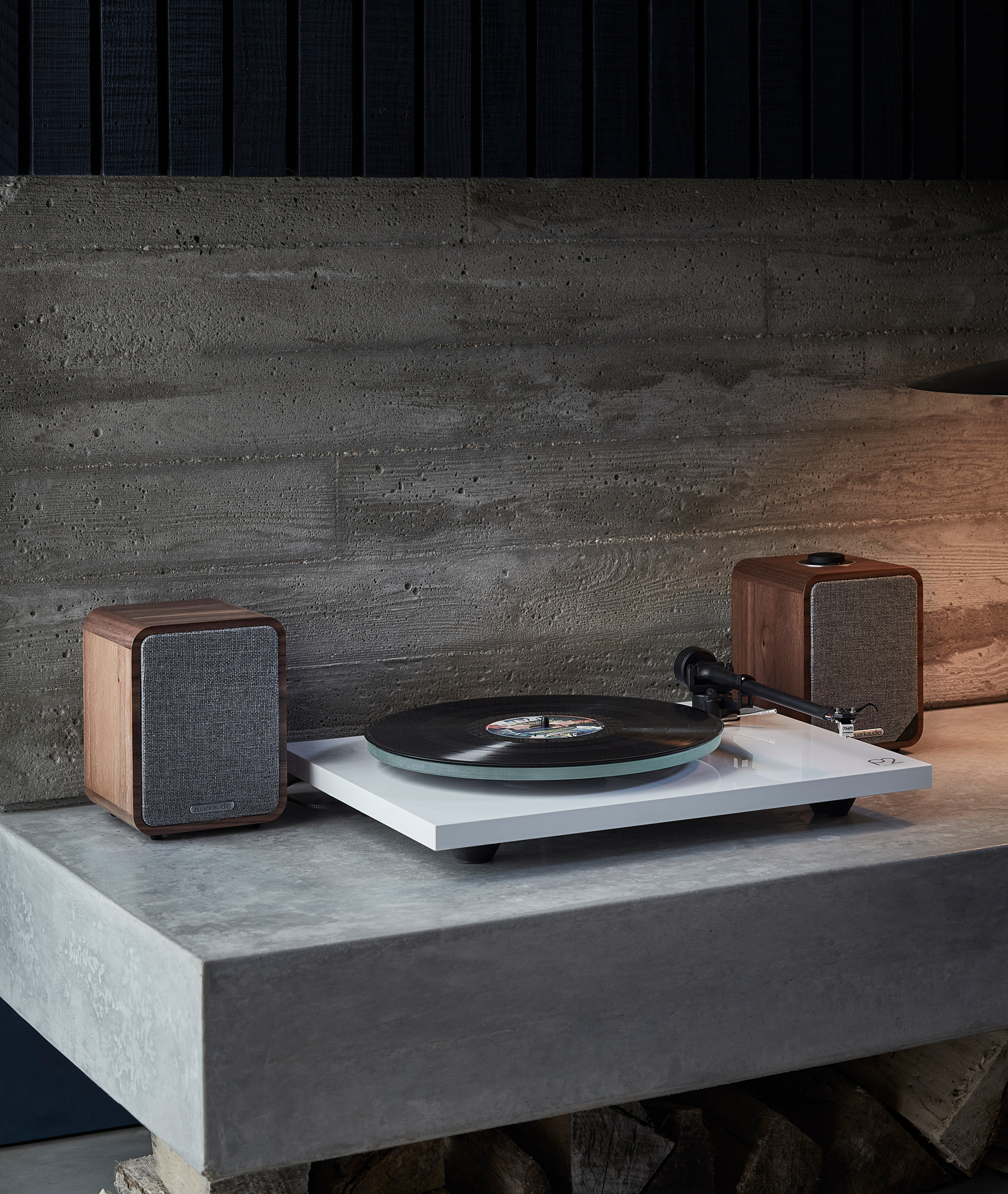 MR1 Bluetooth Speaker System