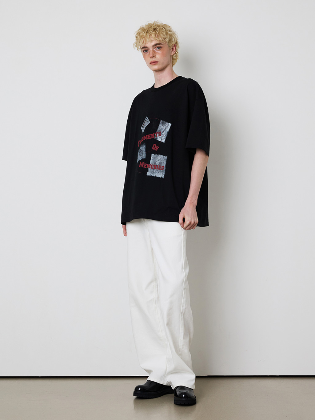 ★MEENDERI★[UNISEX] FRAGMENTS PRINT T-SHIRT - BLACK★正規品 MEENDERI-[UNISEX] FRAGMENTS PRINT T-SHIRT - BLACK│삼성물산