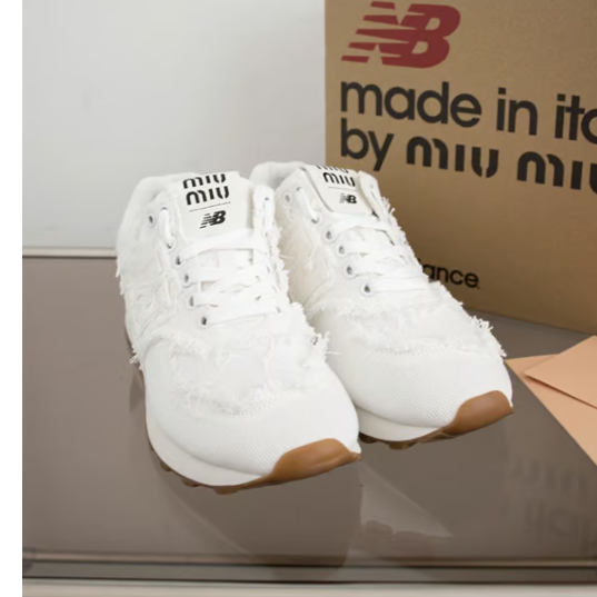 MIUMIU X NEW BALANCE 미우미우X뉴발란스 574