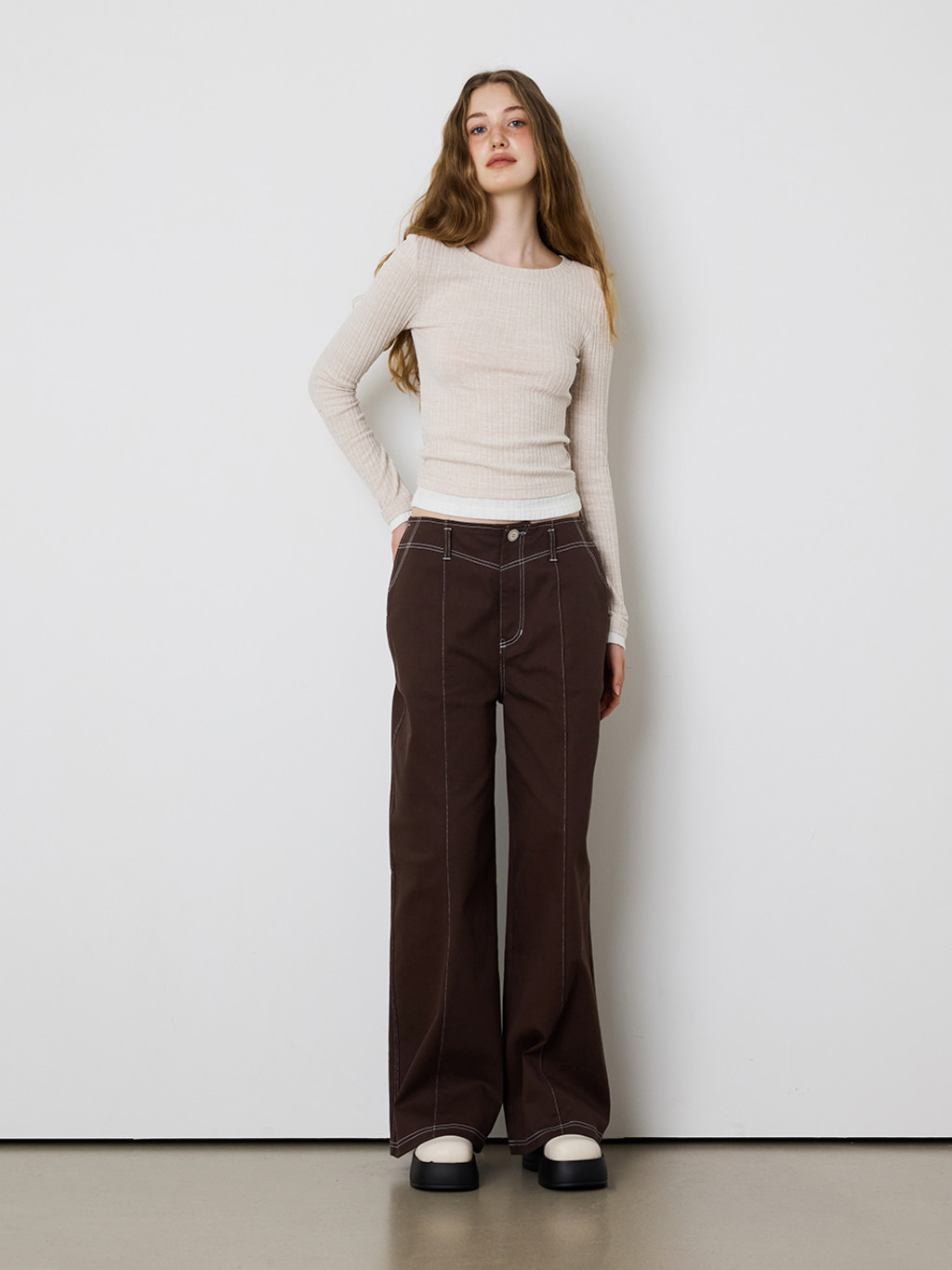★MEENDERI★LAYERED STITCH T-SHIRT - BEIGE★正規品/直送料込 MEENDERI] LAYERED STITCH T-SHIRT - BEIGE