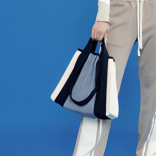 YOUTHBATH★韓国★人気★Fairy knit shoulder bag/追跡あり Amazon.com: AIZHIYI Crochet Tote Bag Aesthetic Beach Bag for
