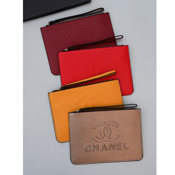 CHANEL 샤넬 노벨티 클러치