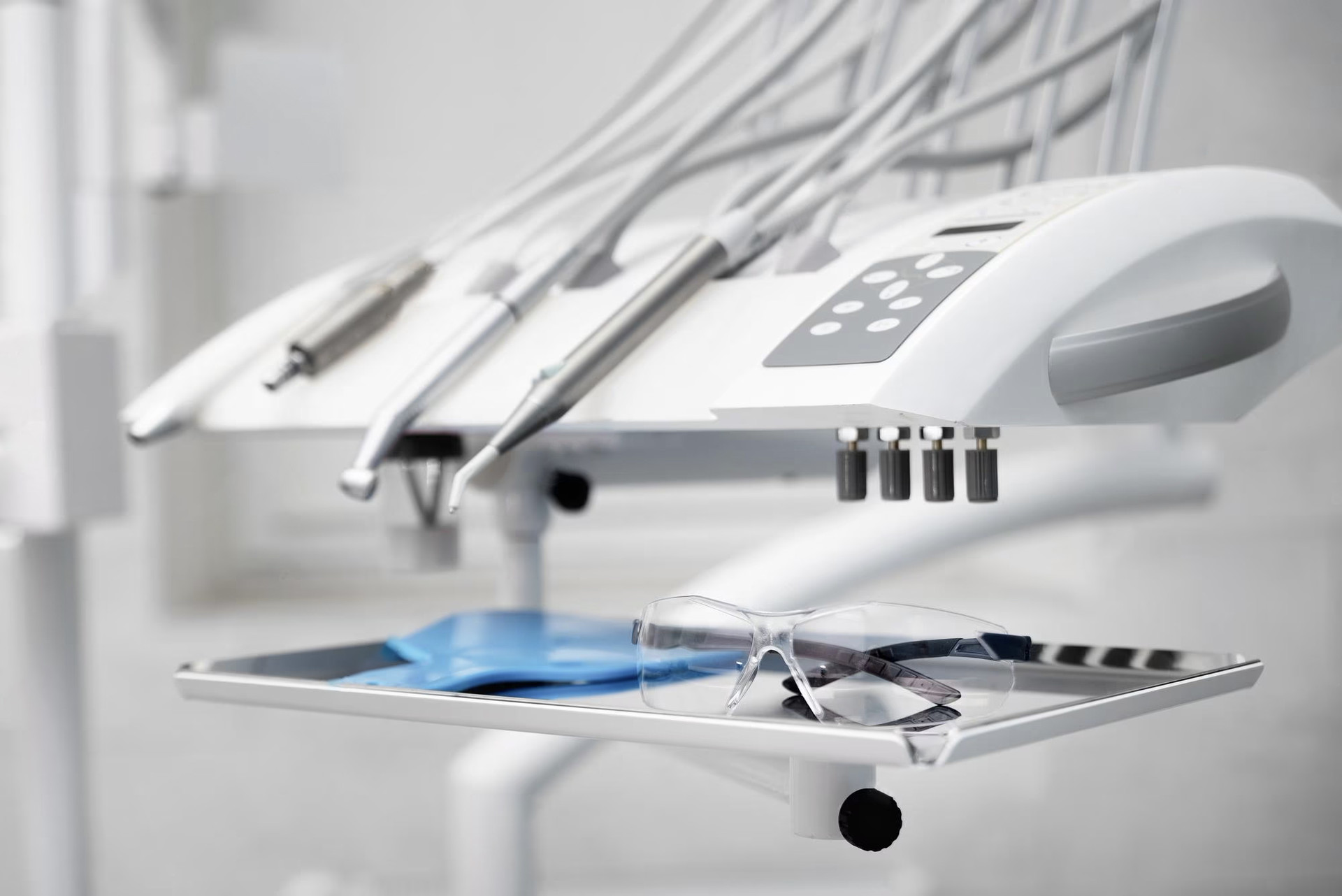 오정구-삼정동-연세미소애치과-구강관리-진료실